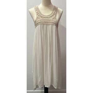Chelsea & Violet Women's Off White Maxi Dress Sz‎ Medium NWT